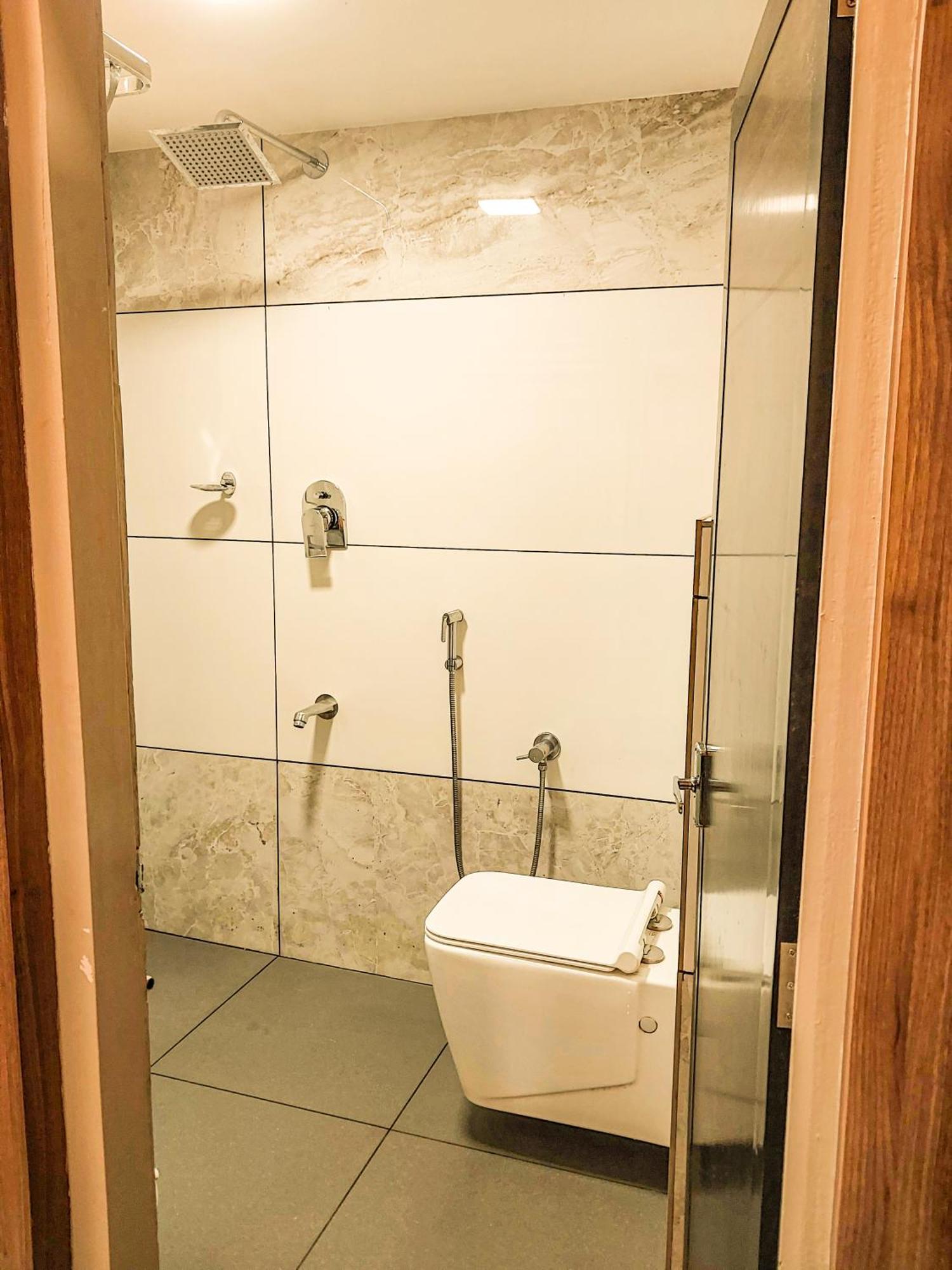 Hotel Royal Wings Elūr Εξωτερικό φωτογραφία