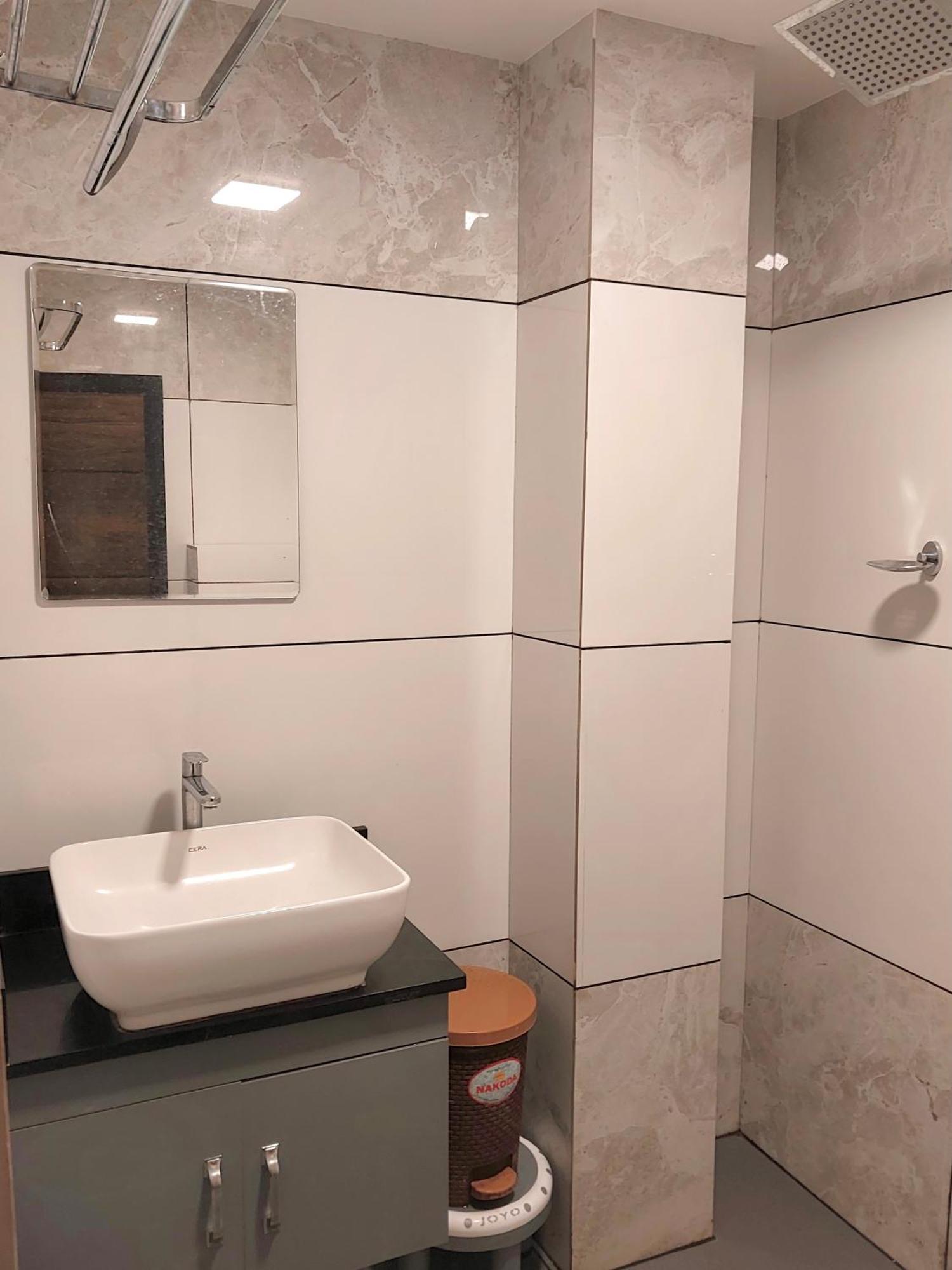 Hotel Royal Wings Elūr Εξωτερικό φωτογραφία