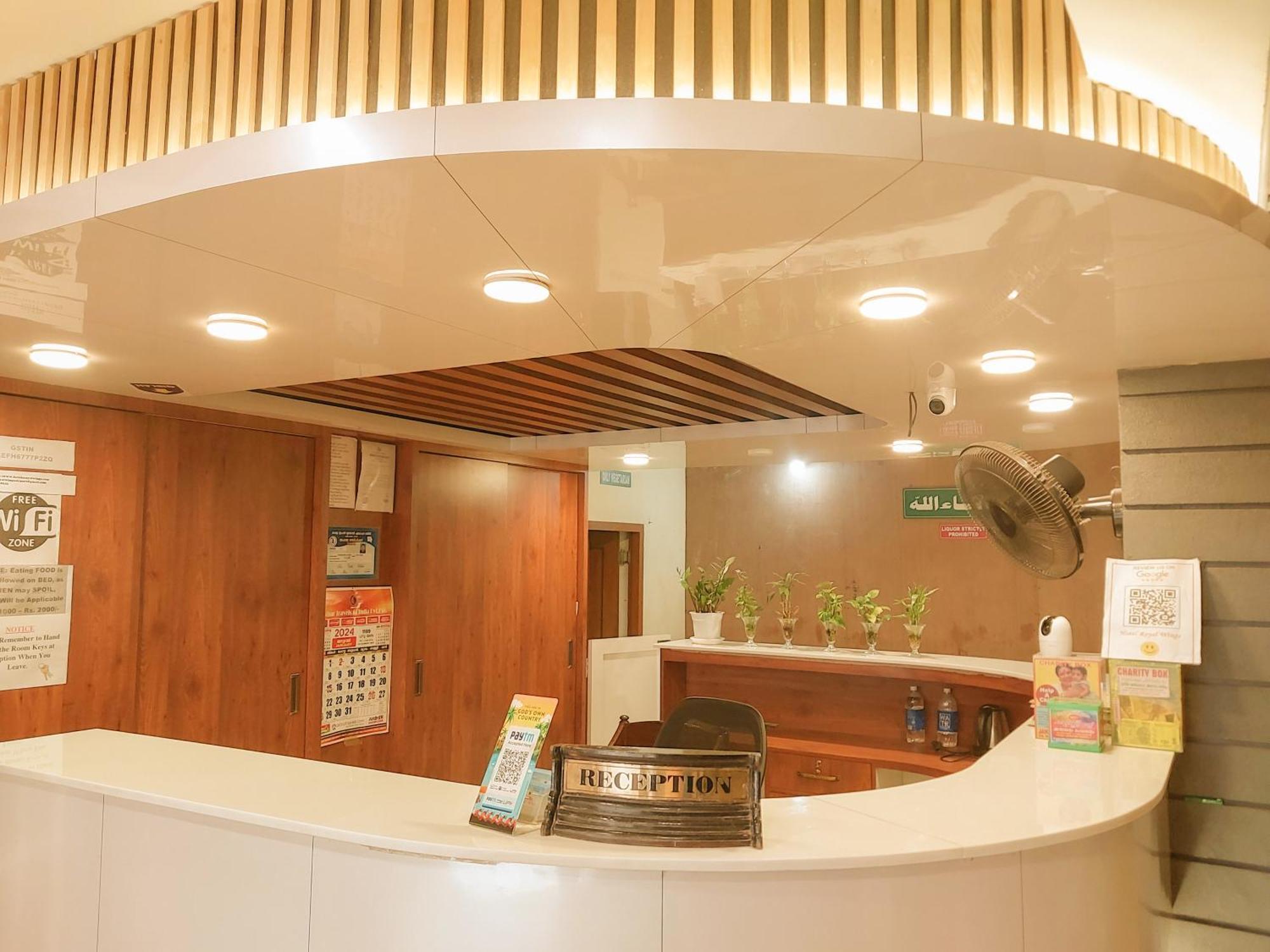 Hotel Royal Wings Elūr Εξωτερικό φωτογραφία